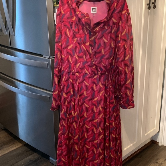 Anne‎ Klein fully lined feather dress. Worn 1-2x - Picture 1 of 5